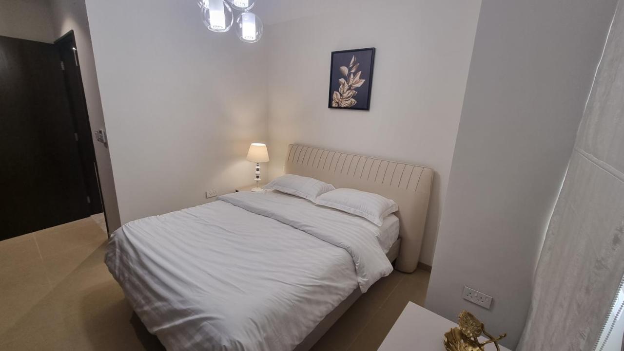 Apartment Two Bedroom Bay